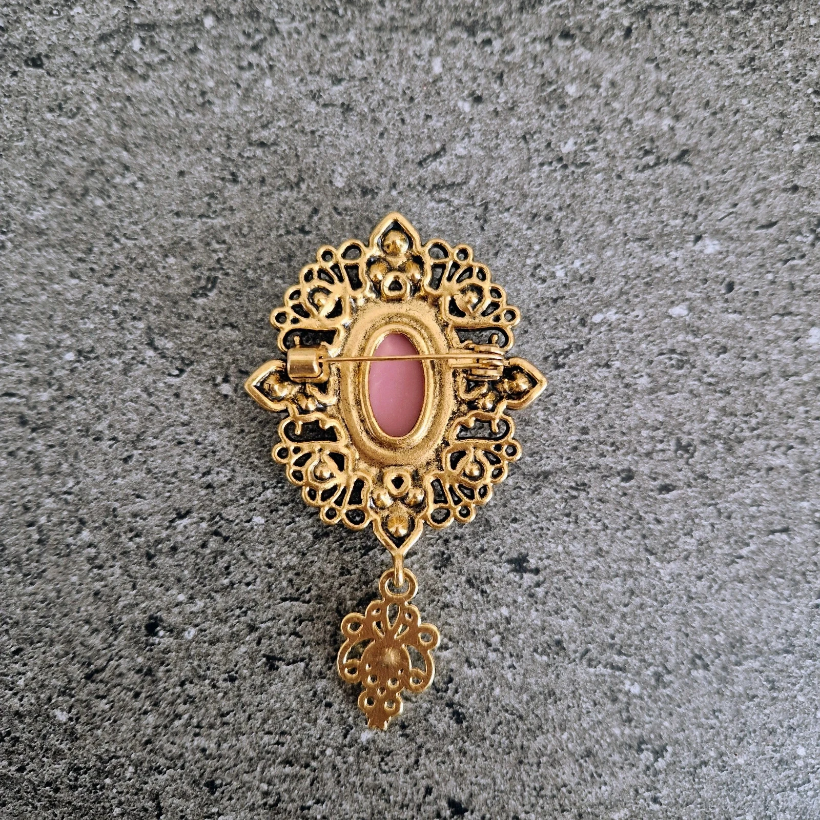 Camee Brooch – photo 2